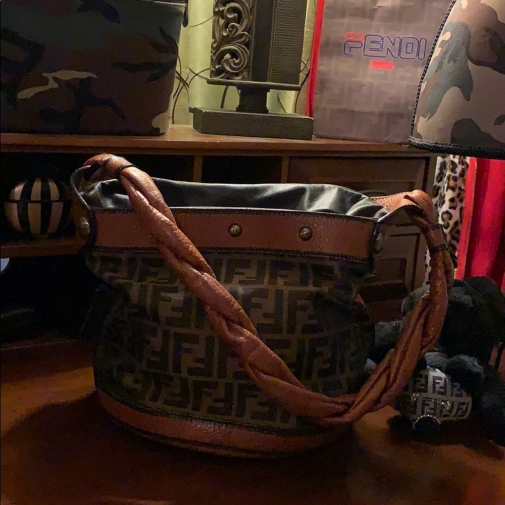 Authentic Leather Fendi Handbag. Good condition